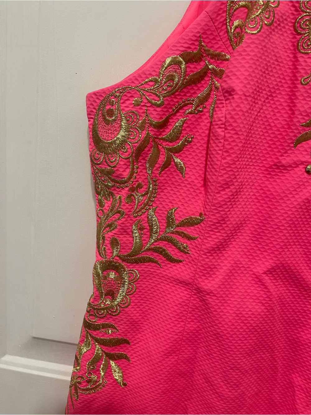 Lilly Pulitzer Tina Embroidered Stretch Shift Dress. Size 4 - Picture 4 of 11